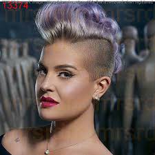 Hairstyles For Short Hair Over 60 With Glasses Short Hair Styles Shaved Side Hairstyles Kelly Osbourne Hair