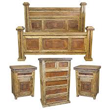 Casual classic rustic white 4 piece king bedroom set st. Rustic 4 Piece King Bedroom Set With Iron Clavos And Accents