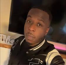 Rigo wasn't trying to touch gloves 😳