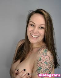 poshiraw  poshirex Vuotaneet alastonkuvat OnlyFans-kuva 9 - Nudogram v2.1