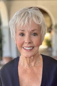 Lynne Pope, Real Estate Agent