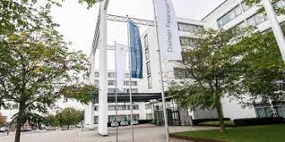 Über ländergrenzen hinweg fördert sie interdisziplinäre forschungsprojekte. Unsere Standorte In Deutschland Kennenlernen Mercedes Benz Bank