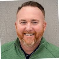 Stacey Ogden's Instagram, Twitter & Facebook