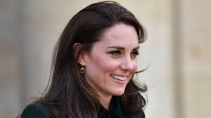 Kate Middleton *truly* embraced her inner princess in this sparkly silver  gown, and here's how you can copy her