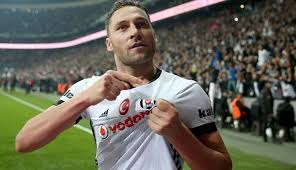 Özkan doğan'dan erdal torunoğulları'na mario gomez yanıtı. Torunogullari Tosic Ile Gorustu Iste O Goruntu Orta Cizgi Besiktas Haberleri Besiktas Transfer Haberleri