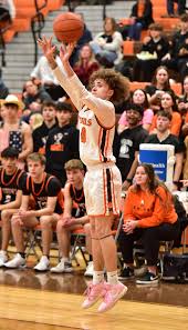Mansfield Senior beats Ashland Arrows in Ohio Cardinal Conference boys  basketball