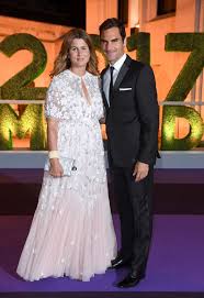 Between his professional sports career and four kids, roger federer has a lot on his plate. Federer Wife What Do We Know About Mirka Federer Who Magazine