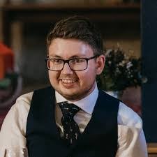 Alex Pearsall's Instagram, Twitter & Facebook