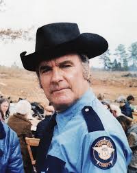 I think it's my favorite Andy Griffith show with the future Dukes of  Hazzard “Sherriff Roscoe P Coltrane ” James Best playing a very talented  Jim Lindsay. 1960