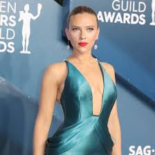 She has a sister, vanessa johansson, who is also an actress, a brother, adrian, a twin brother, hunter. In Fight With Disney Scarlett Johansson Has Hollywood Agency S Muscle Behind Her Vanity Fair