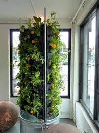 39 Diy Hydroponic Gardens For Your Small House Godiygo Com Indoor Vegetable Gardening Vertical Vegetable Gardens Vertical Vegetable Garden