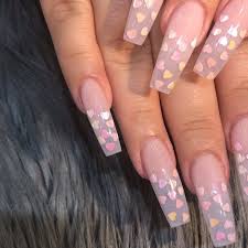 Puede parecer que las uñas largas están teniendo su momento en el centro de atención, y eso puede ser. Valentinesday Nails Manicura De Unas Unas Postizas De Gel Unas De Gel Bonitas