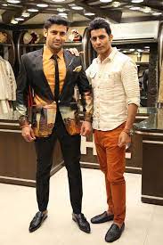 In the early years of the business they worked almost exclusively on yacht refit projects which gave them a broad experience of working to strict time frames in different design styles with varying budgets. H2 Bharat Reshma Kamla Nagar Delhi Plan Your Wedding