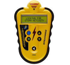 The acurite 01024m combines the acurite pro+ 5 in 1 outdoor sensor, with its dual solar panels, their top of the line color hd tft indoor display, and a separate lightning detector. How To Choose Best Lightning Detector Ultimate Guide