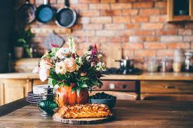 The Best Flower Delivery Services To Brighten Up Any Holiday Table