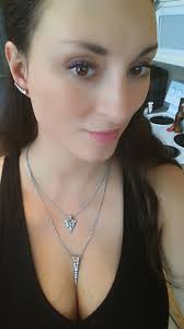 Wearing all Chloe + Isabel everything today for a meeting!! Absolutely in  LOVE with this double choker.