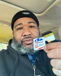 Joseph Gianni's Instagram, Twitter & Facebook