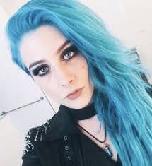 280 Diamante , valamint frizurák ötletek várnak felfedezésre