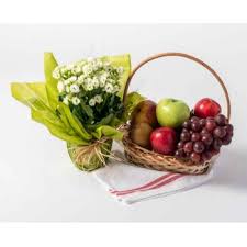 Dreaming of a white christmas gourmet, christmas chocolate cravings crate, a very merry christmas, and the happy hanukkah kosher gift. Belem Small Basket Of Fruits And Flowers Delivery Basket Of Fruits And Flowers Flower Delivery Belem Online Florist Belem