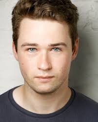 Эллиот Холл (Elliot Hall)