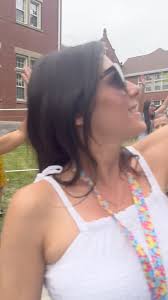 Jacques Boutin from Le Théâtre de marionettes de Jacques Boutin performed  《Les 3 voeux》 for our Kindergarten students, sharing a message of  kindness....