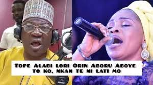 Kola Olootu: Oro lori Tope Alabi ati Orin Aboru Aboye, nkan te ni lati mo