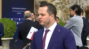 Arda ermut kimdir mipim 2019'da konuşan cumhurbaşkanlığı yatırım ofisi başkanı arda ermut gayrimenkulden çekilen yatırımlar artıyor'' diye konuştu. Yeni Ekonomi Programi Arda Ermut Istanbul Dailymotion Video