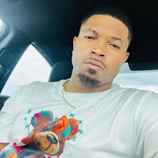 🐐 Hoodie Melo is coming to MyTEAM! Reach Dark Matter REP in NBA 2K26 to  earn one of the most iconic Carmelo Anthony aliases of all time 🫡