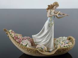 Porselen Gondol Capodimonte Biblolar Capidemonte Capodimonte Capodimonteporcelain Capidemonte Luxuryhome Homedecorideas Homed Ev Icin Dekor Dekorasyon
