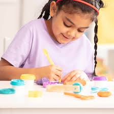 Amazon.com: Melissa & Doug Clay Play Activity Set