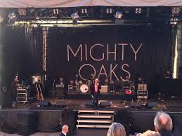 French translation of raise a glass by mighty oaks. Mighty Oaks Rocken Den Hafensommer Wurzburg Erleben