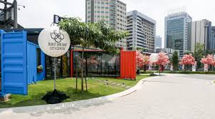 Located in the middle of bukit bintang, it has a collection of. Eat Drink Kl Boxes Bbcc Bukit Bintang City Centre