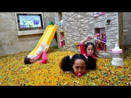 Bad baby tiana messy orbeez bath party spa explosion mommy. Bad Baby Tiana Messy Orbeez Bath Party Spa Explosion Mommy Freaks Out Youtube Borax Slime Diy Shampoo Baby Bath