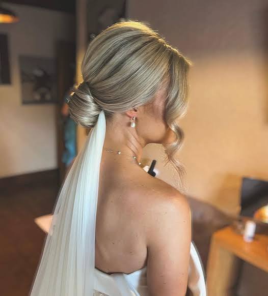 40 Gorgeous Wedding Hairstyles for Long Hair