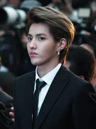 Your day is the november 06, 1990! Kris Wu Wikipedia