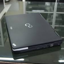 Daftar harga laptop fujitsu biasanya dijual mulai dari idr rp 2.850.000 hingga idr rp 33.000.000 di iprice. Jual Laptop Fujitsu Core I5 Lifebook S752 Premium Class Lsm