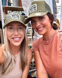 Annie Bean & co + Baylor Moon make the cutest baby boutique collab ever! 2  amazing mommas 2 amazing businesses LOTS of amazing stuff! Their new spring  line is out now too