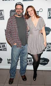 She is married to david cross and shares a child; 14 Amber Tamblyn Style Ideen Schauspieler