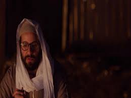 بدأ أكرم حسني حياته العملية في إحدى الوظائف التي ظل بها لمدة 8 أعوام، حتى عمل في إذاعة نجوم إف. Ø­ÙˆØ§Ø± Ø£Ø­Ù…Ø¯ Ø£Ù…ÙŠÙ† Ù„Ø§ Ø£Ù†Ø§ÙØ³ Ø£ÙƒØ±Ù… Ø­Ø³Ù†ÙŠ ÙÙŠ Ø§Ù„ÙˆØµÙŠØ© ÙˆØ§Ø³ÙƒØªØ´Ø§Øª Ù…ØµØ±Ø§ÙˆÙ‰