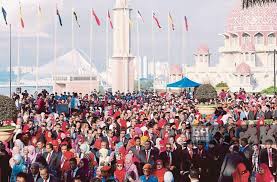 Menteri perpaduan negara @menteri perpaduan malaysia 2020. Kerjasama Penjawat Awam Jayakan Dasar Perpaduan Negara