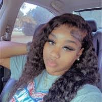 Iyana Davis's Instagram, Twitter & Facebook