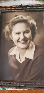 Another page in God's coloring book 📔! Pictures my 9 yr old Granddaughter  took! She is so talented 😍