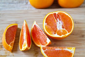 Navel orange trees belong to the citrus genus of trees, which includes grapefruit, lemon, lime and orange trees. Pink Navel Orange Cara Cara