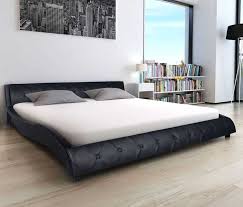 Habitación grande con armario y mesita de noche y mucho espacio para más muebles en zona san josé. Camas De Matrimonio 2021 Mejores Precios Online