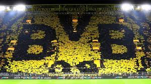 Helfe mit und lade hier deine bvb freunde ein: Borussia Dortmund Fans Raise Over 80 000 To Help Local Businesses As Com