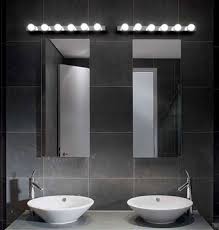 Gli specchi bagno di home24.it. Illuminazione Specchio Bagno Faretti Lampade E Applique Progetti In Luce