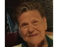 Wilma Ratliff's Instagram, Twitter & Facebook