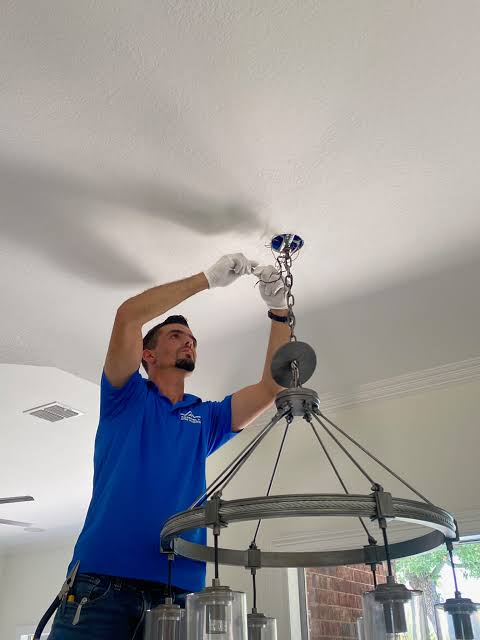 Specialist wiring a downlight circuit in Mottingham SE9