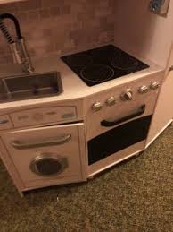 Besides, it includes nearly every accessory your kid could possibly want including a and thanks to the lights and sounds, your little chefs will definitely appreciate the realistic kitchen experience it has to offer. Kidkraft Large Play Kitchen With Lights Sounds White Walmart Com Walmart Com