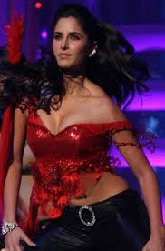 Although not a bollywood star, this actor from the south indian film industry made waves across the internet for her shocking wardrobe malfunction at an award ceremony held in 2013. Pin On Juicy Boob